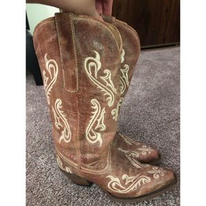 Corral distressed cowboy boots